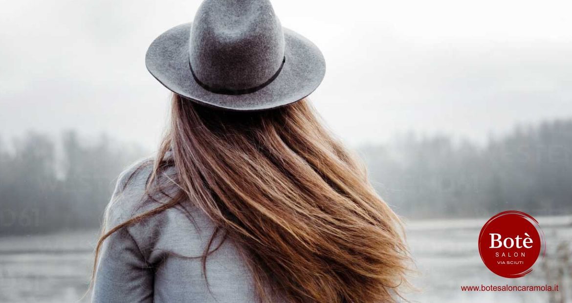 Clicca per leggere tutto l'articolo: Anche le donne dai capelli lisci hanno qualche problema a gestirli