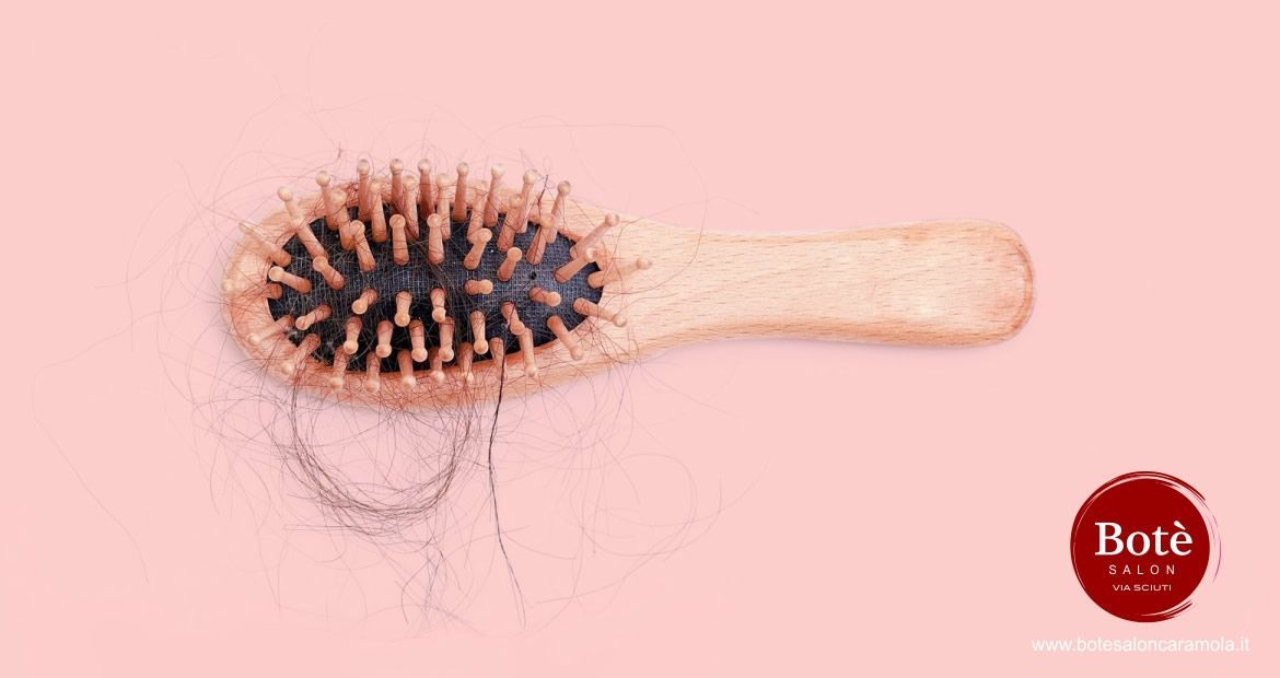 Clicca per leggere tutto l'articolo: Scopri subito quando la perdita di capelli Ã¨ un processo normale o indice di un problema.